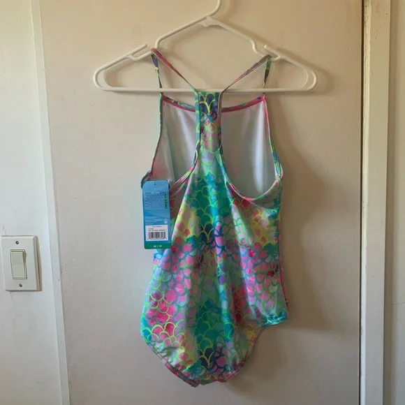 Speedo girls mermaid scalloped style one piece bathing suit